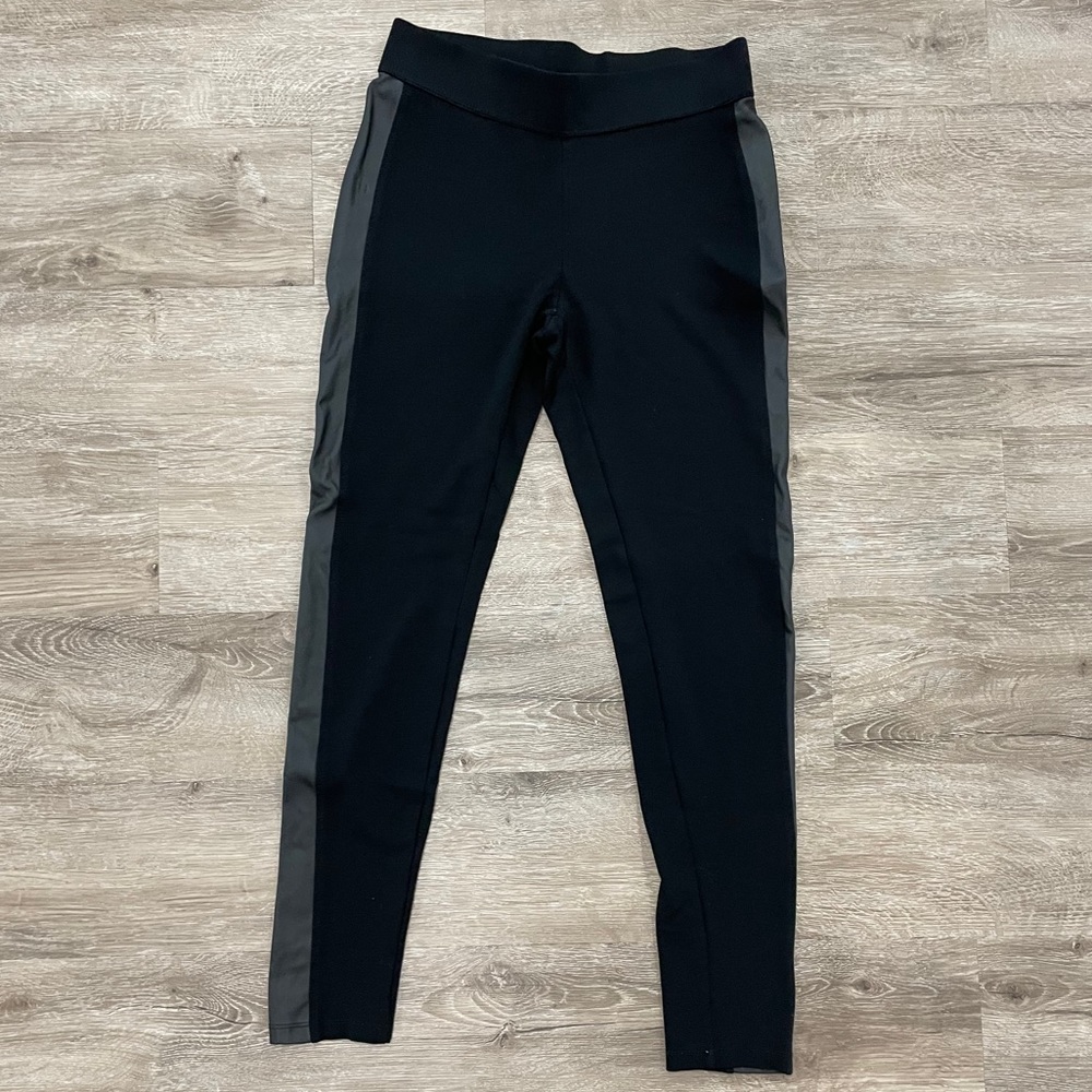Leggings with faux leather detail
